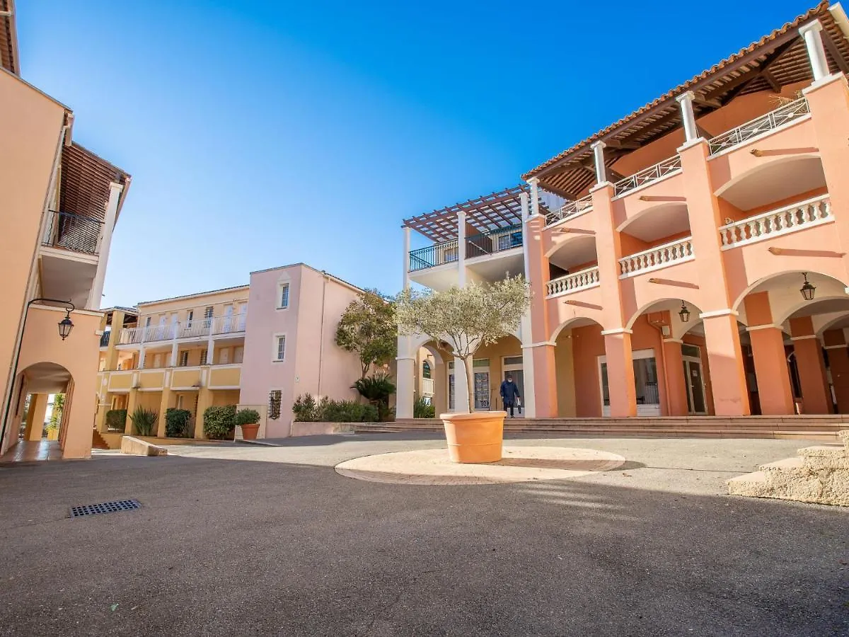 Apartment Village Cap Esterel - L'Esquinade-29 By Interhome Saint-Raphaël 0*,  فرنسا