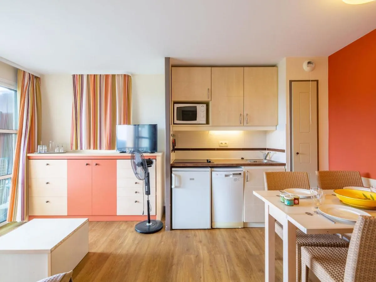Apartment Village Cap Esterel - L'Esquinade-29 By Interhome Saint-Raphaël